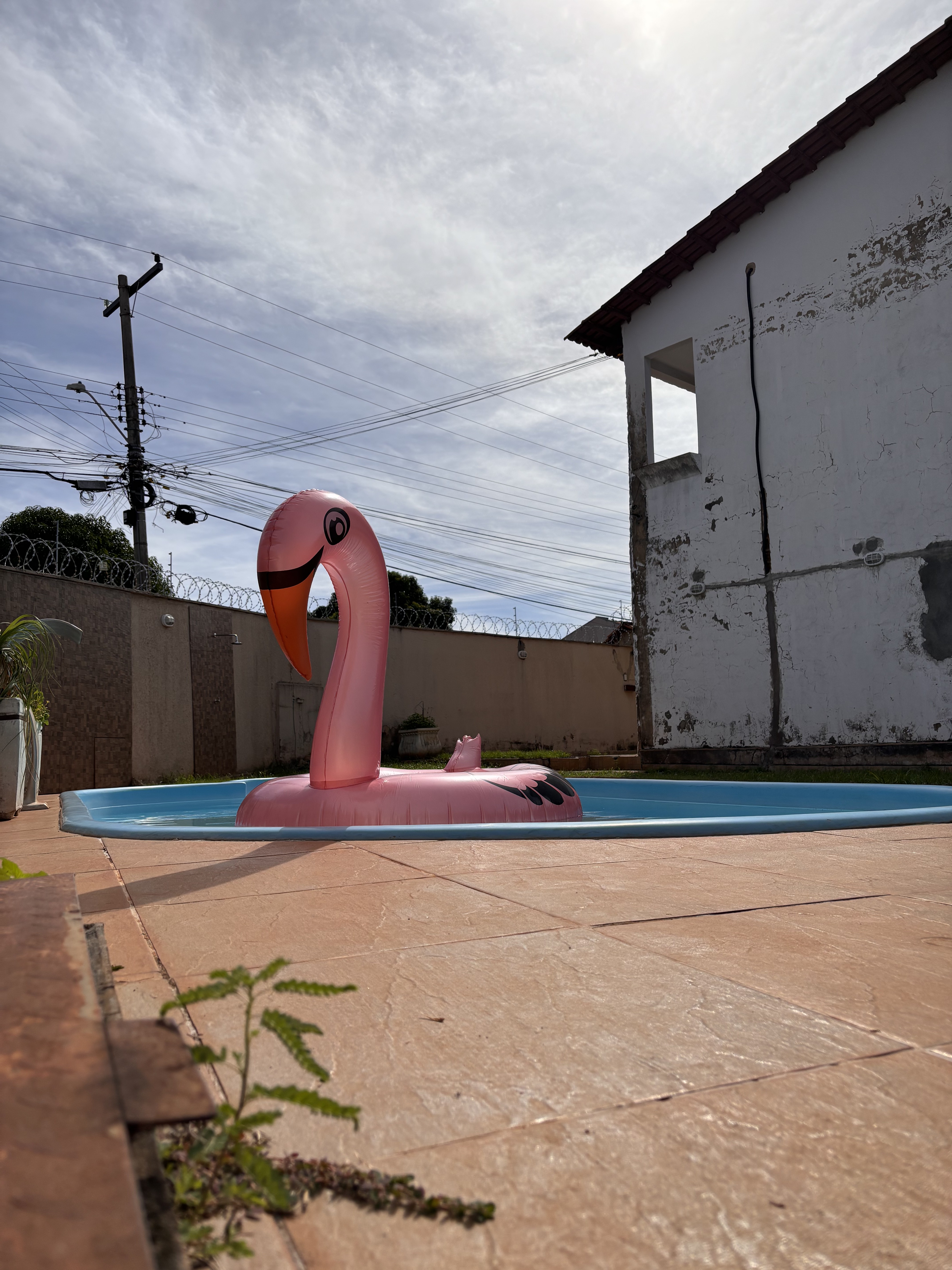 Piscina e área de lazer